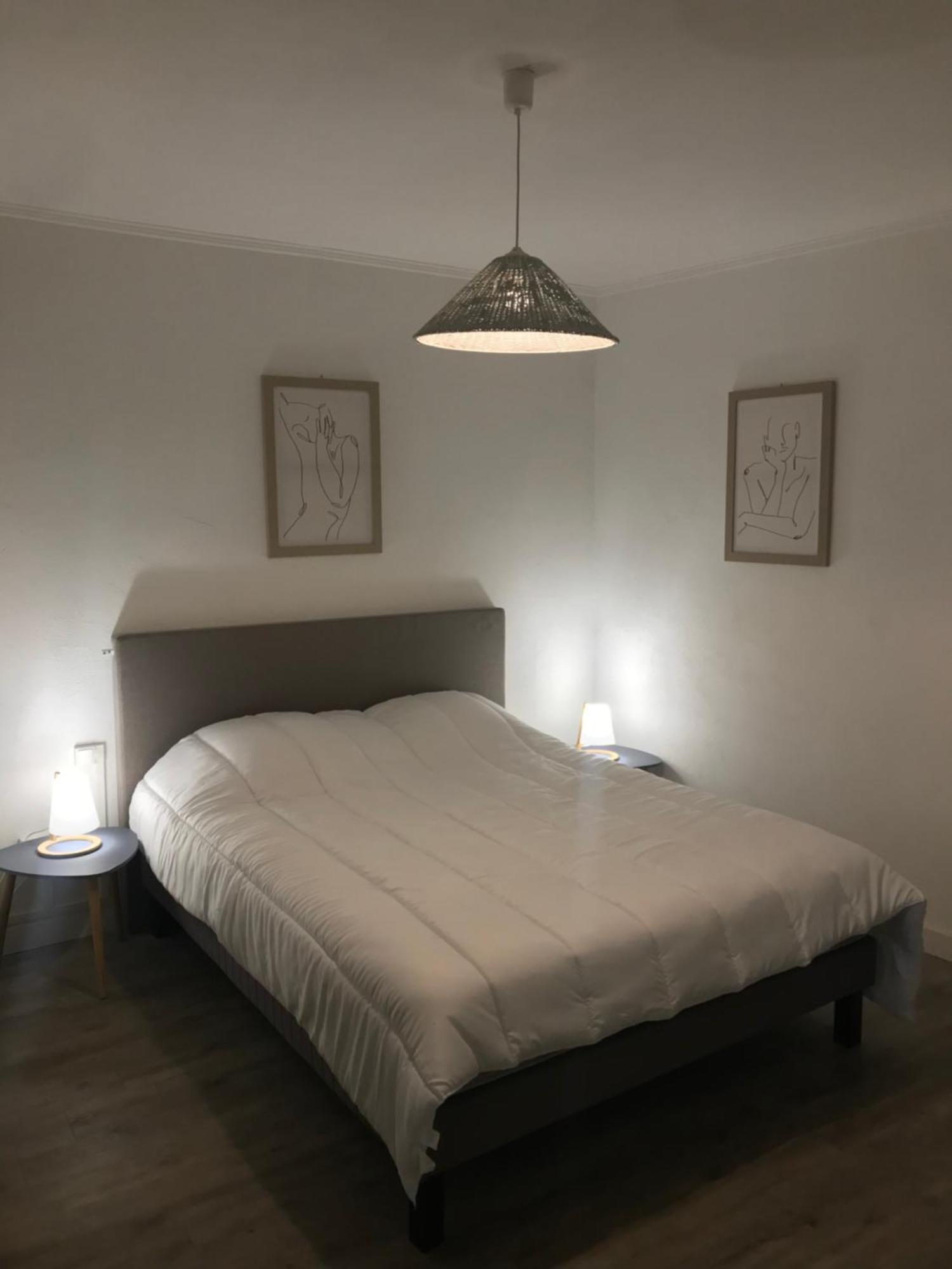 Appartement Climatise Barjac Centre Ville Exterior foto
