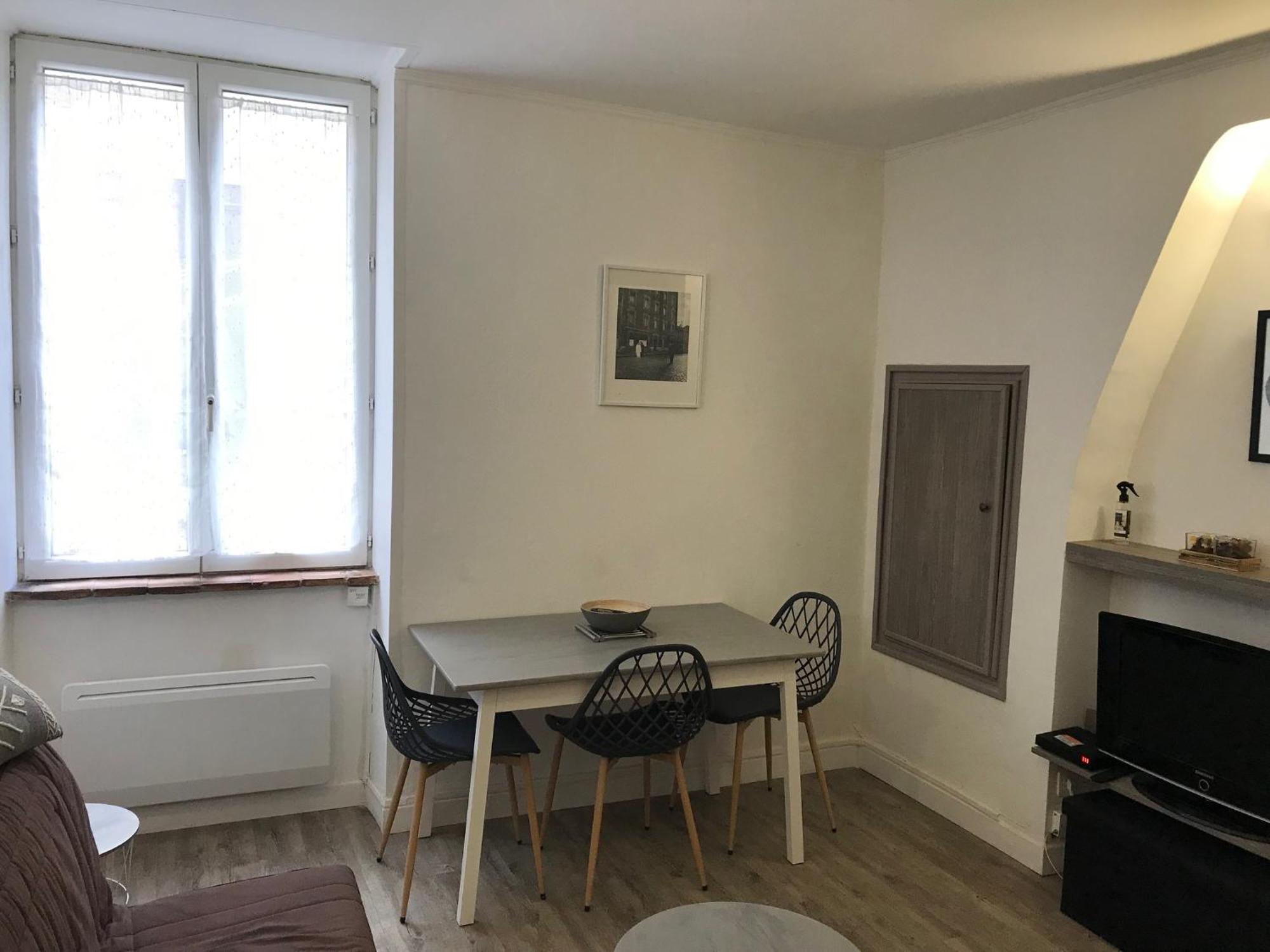 Appartement Climatise Barjac Centre Ville Exterior foto